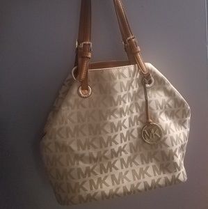 Michael Kors purse